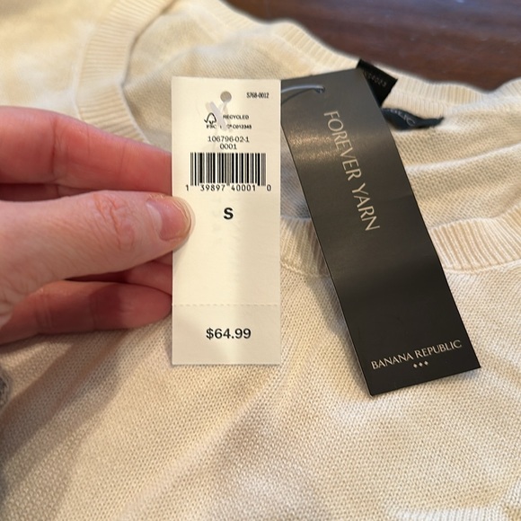 Banana Republic Cream Dress Blouse- Size Small - Picture 4 of 4